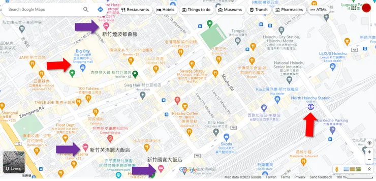 煙波、芙洛麗跟國賓離巨城都好近，周圍很多餐廳甜點