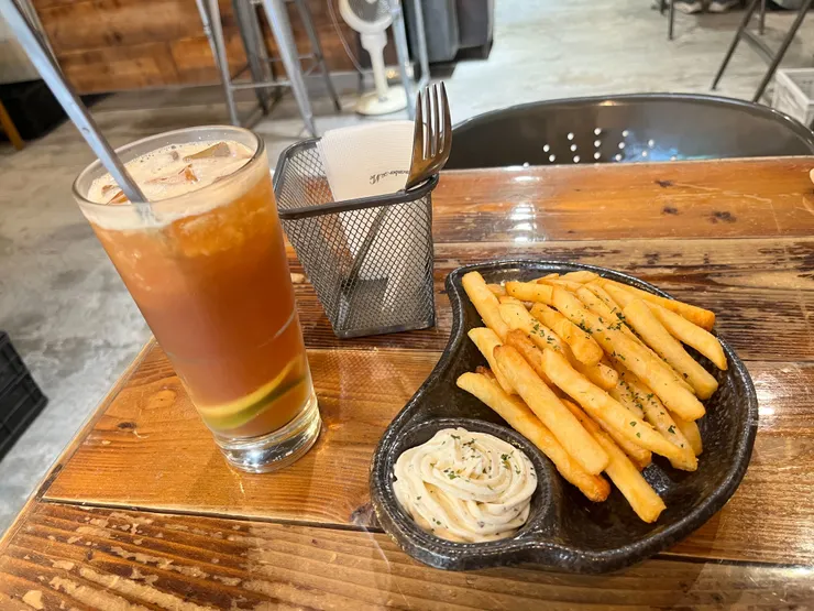 Remember Me_記得我．Café －凍檸茶+炸薯條&酸奶油