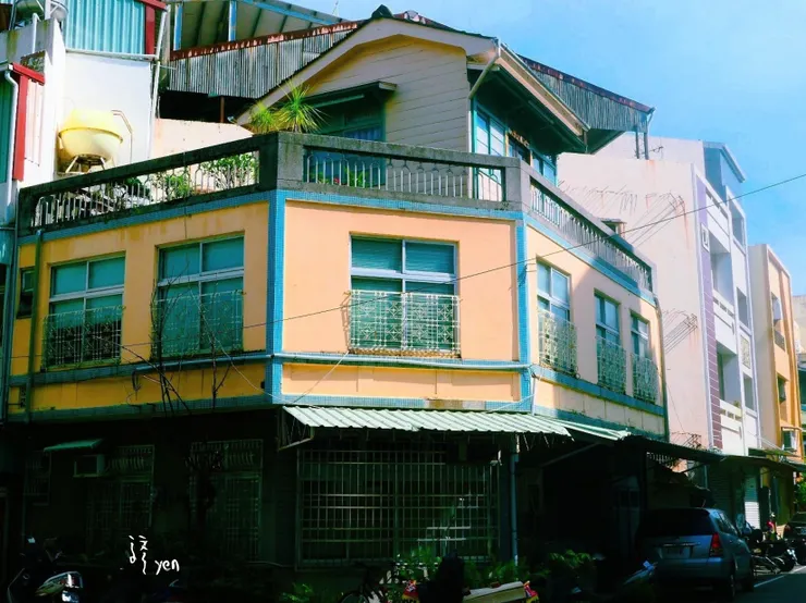 美街上迷人的老建築