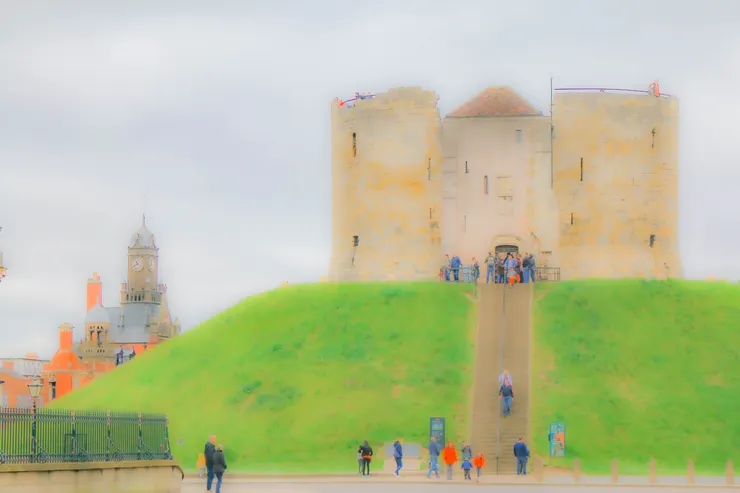 高高在上的克里福德塔一景