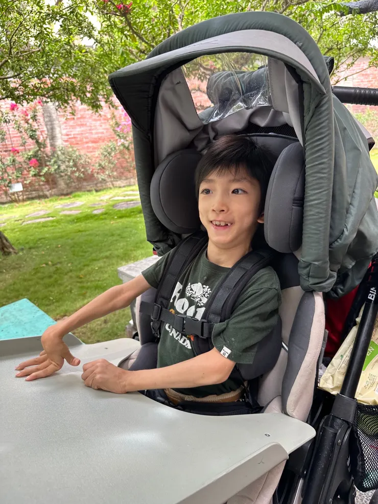 養蜂導覽這ㄧ天心情好的不得了。♥️