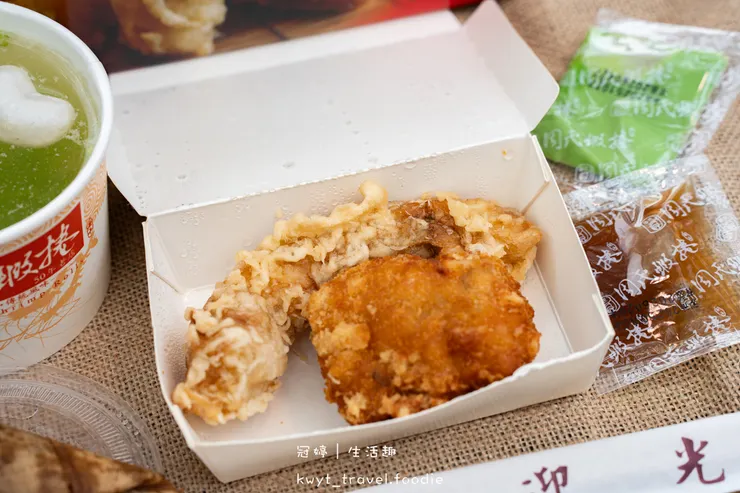 [2026台南過年聚餐餐廳]周氏蝦捲國宴廳，每人600元吃遍12道國宴級台南小吃美食！新春開運年菜開箱，帶長輩吃飯超有面子