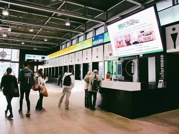 有問題都會去問服務台