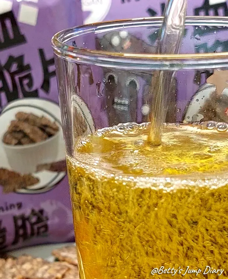 ▲經脆脆全素「米血脆片」/ 圖片來源:Betty's Jump Diary