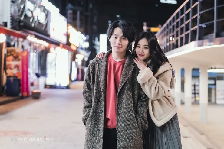 姜健（劉慶秀 飾）與吳宣寧（韓智恩 飾）的藕斷絲連。