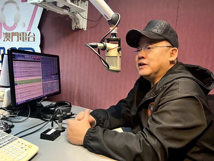 主演鄭繼生為舞台劇作宣傳訪問