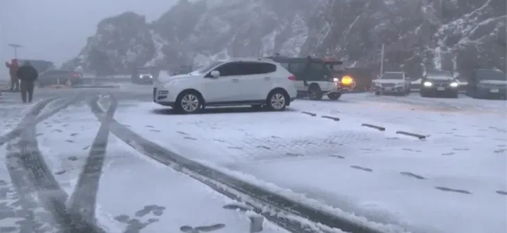 合歡山下雪 / 取自：民視