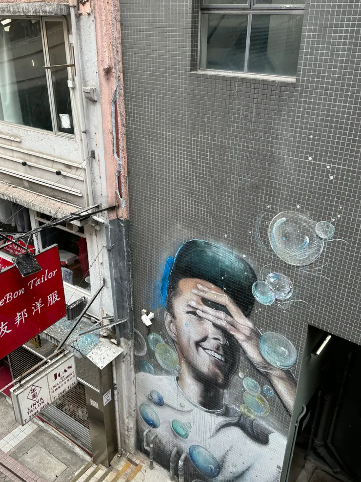 半山電梯依舊勤勞的運轉著