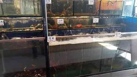 [宜蘭美食]宜蘭市熱門人氣富美海鮮鍋物，各式海鮮、肉類火鍋主