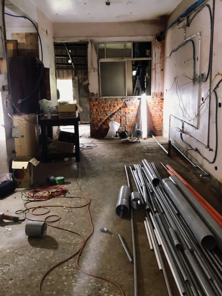 室內裝修核心，針對房屋內外缺陷翻修與翻新。