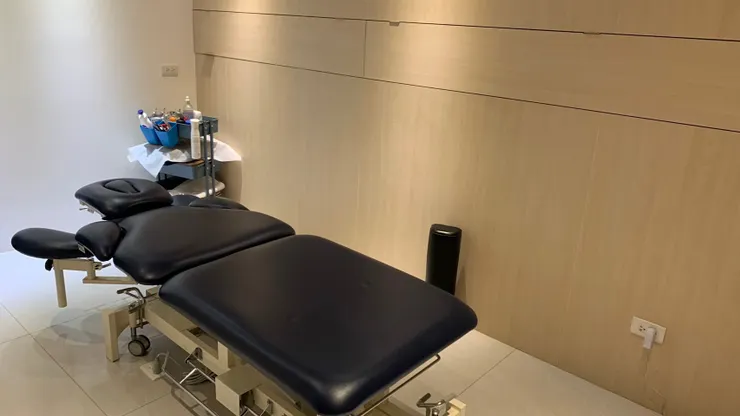 摩立康健康工作室躺椅