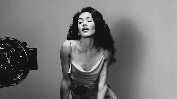 via Olivia Dean's Facebook