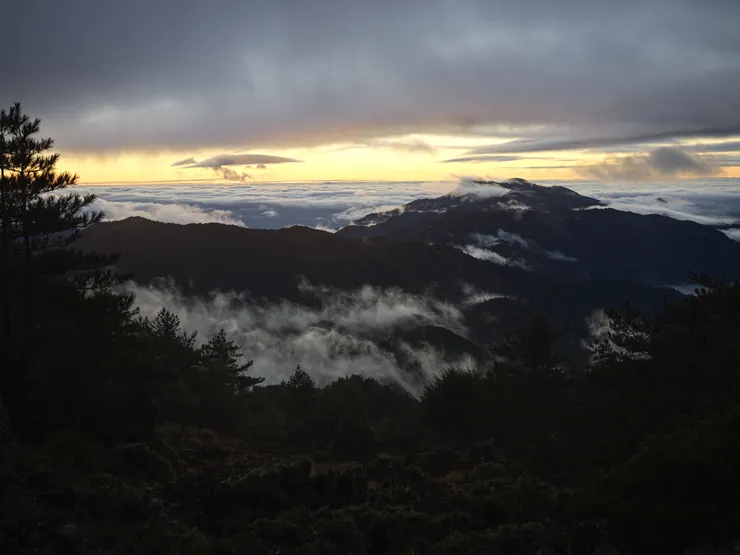 卑南主山東峰西鞍的日出(Photo by. HASSELBLAD X2D + XCD 55/2,5V)
