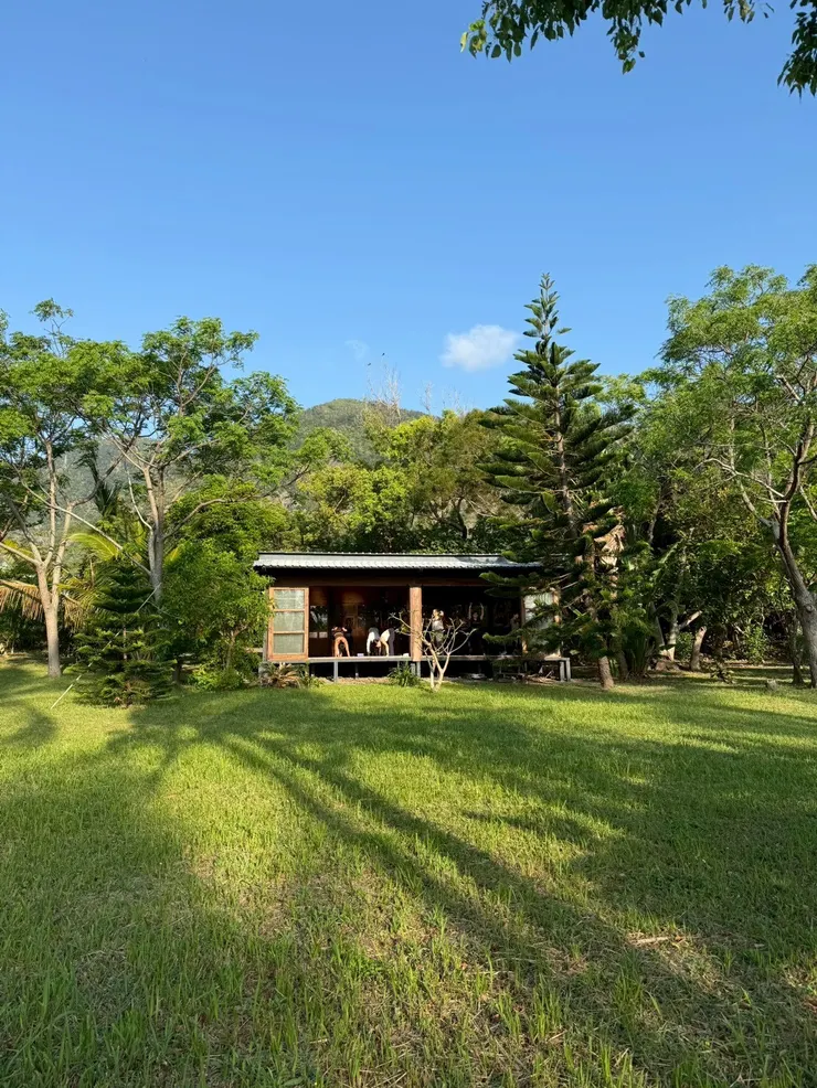 一輩子都會記得在這間教室 一起學習 一起流汗 一起嬉鬧 一起流淚的回憶