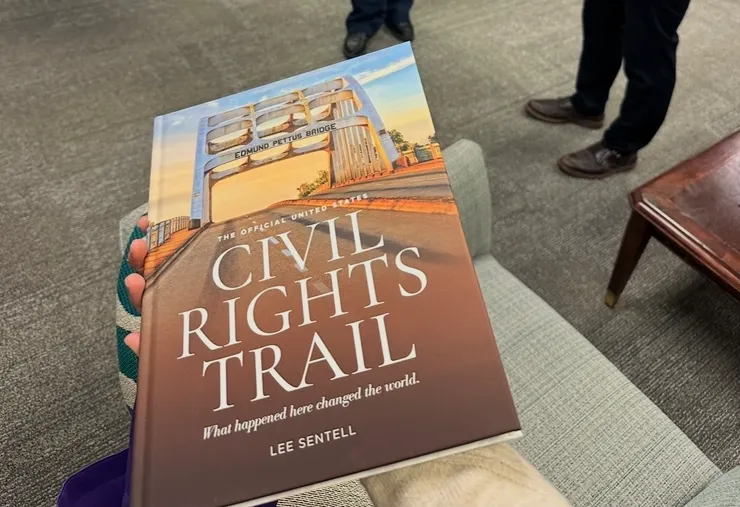 阿拉巴馬的觀光行銷部門送我們每人一本《Civil Rights Trail》
