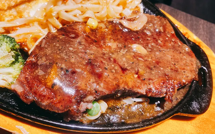 新莊孫東寶(新莊復興店)│新口味麻辣牛排-內用享用無限自助吧