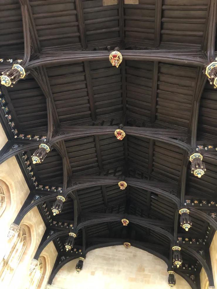 Great Hall（大食堂）的vault（拱頂）有著古典的裝飾