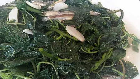 [花蓮美食]有KTV設備、包廂服務，盡情暢飲啤酒中無菜單料理