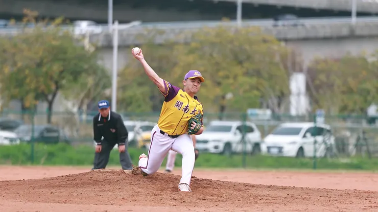 開南廖宸緯主投4局送出5K