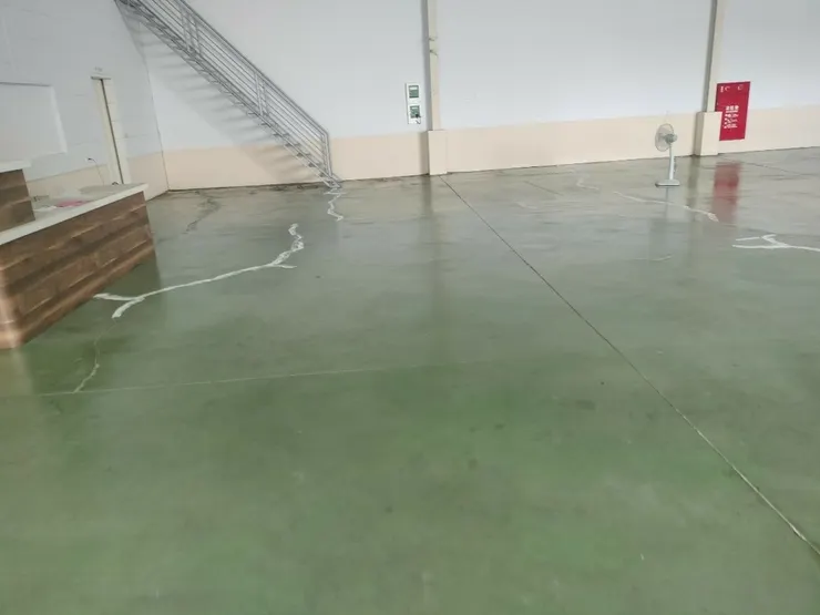 台南油漆推薦【振宏油漆行】工廠地板耐磨漆，讓地板煥然一新│好