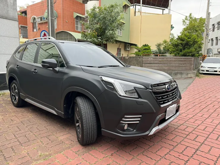 台南汽車包膜推薦【Force弗爾仕車體包膜】3M膜料全車改色