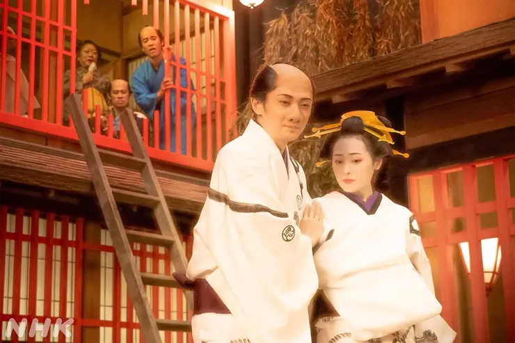 花錢幫遊女贖身再上演私奔的荒謬情節