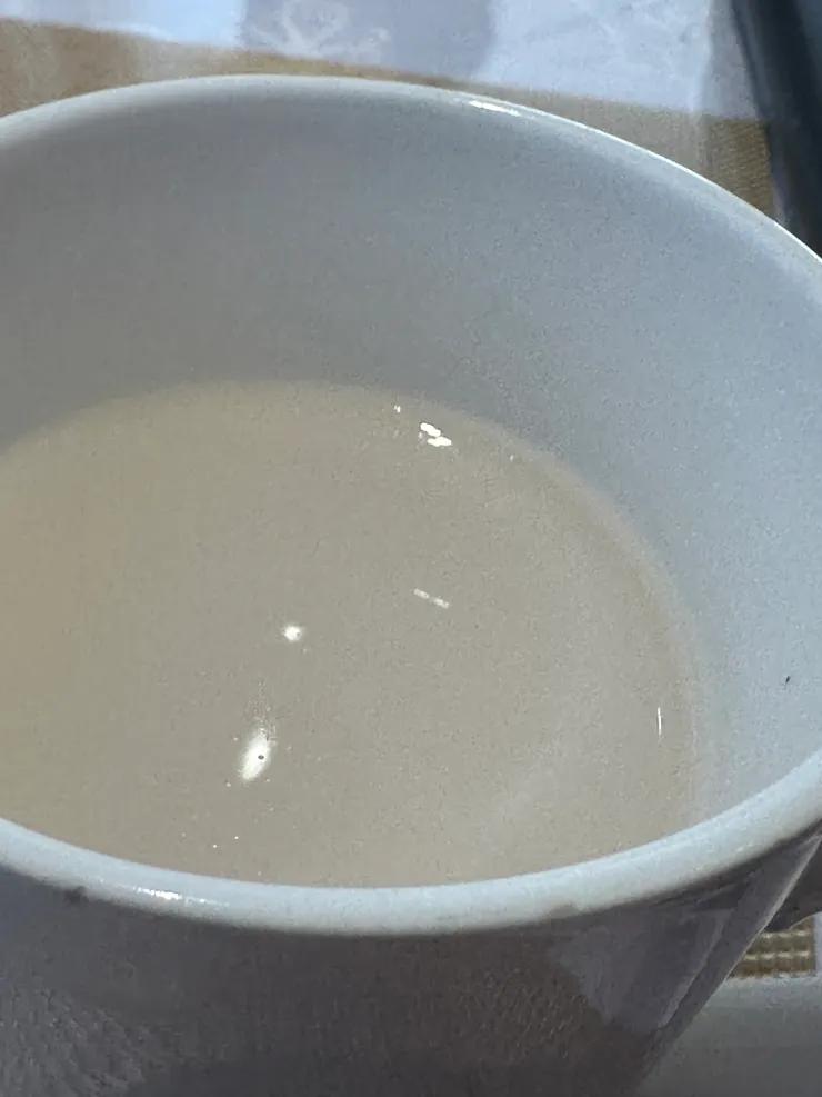 好淡味 近乎無味 的當地奶茶