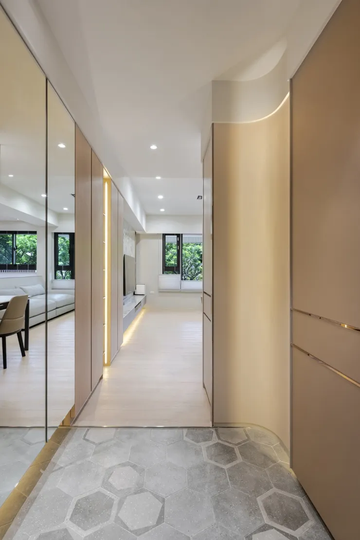 作品分享： J MODERN  (點我看更多作品介紹)