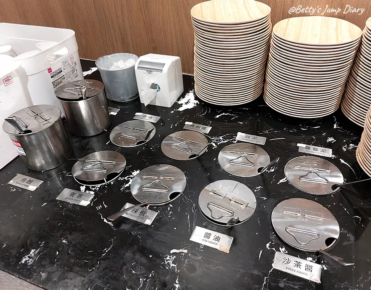 ▲荖子鍋PLUS家樂福平鎮店美食街內/ 圖片來源:Betty's Jump Diary