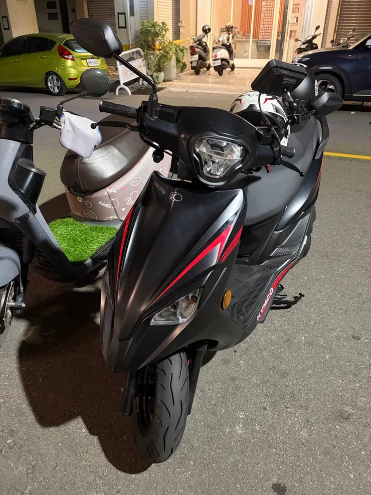 圖中後照鏡支架