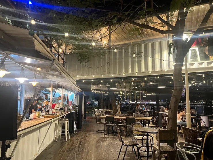 白色戀人貨櫃屋