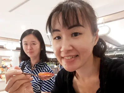 Hsiao wei chou (新竹林依晨)的沙龍