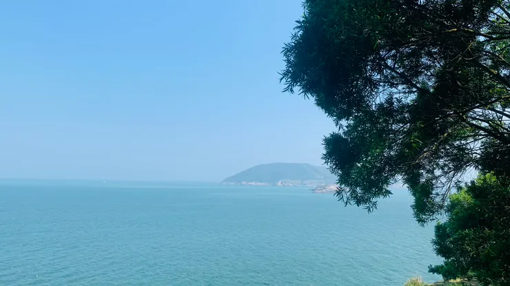 可惜到現在都還沒開放登島。