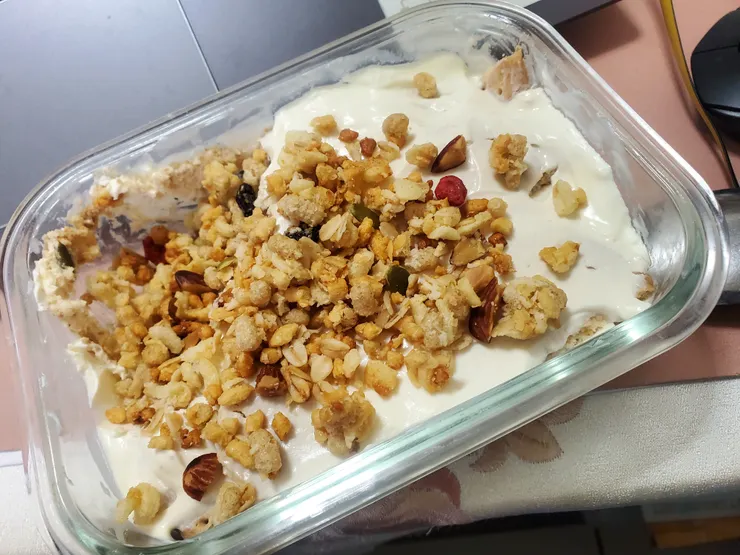 放上喜歡的早餐脆片