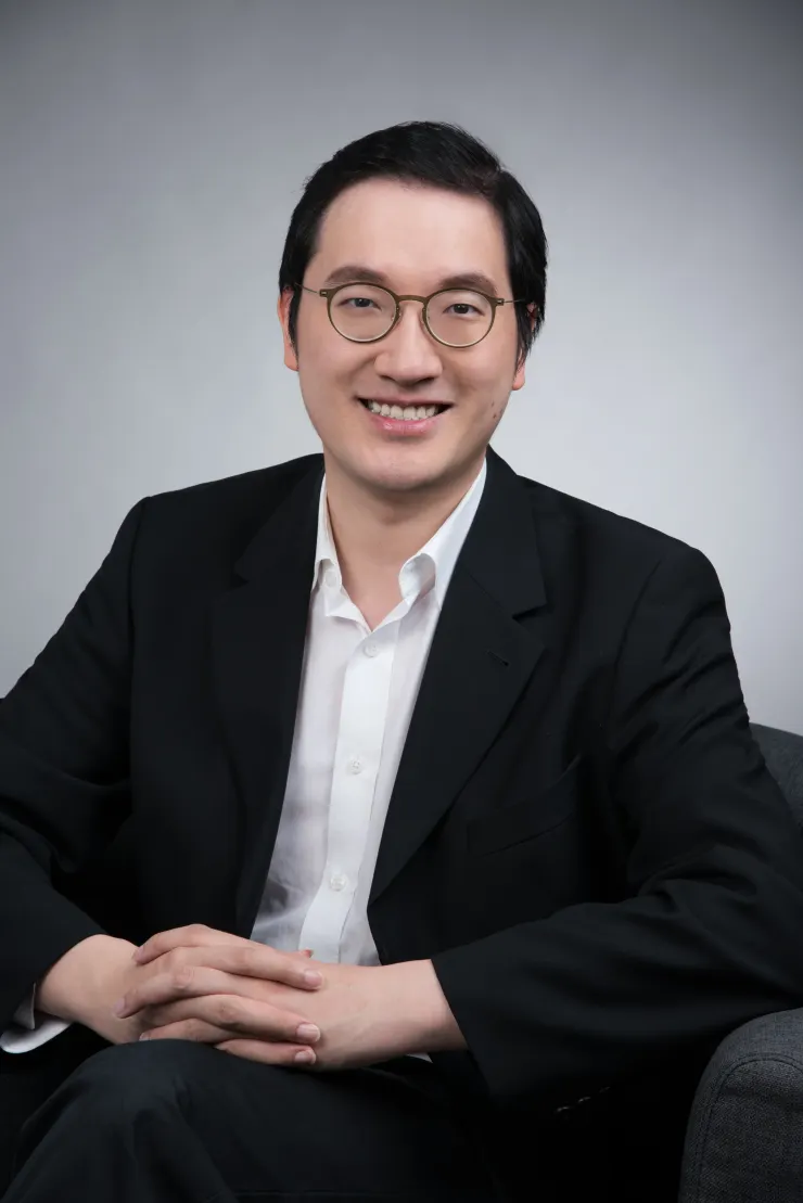 Hiram Ip - Investment Banker / Quant Strategist from Hong Kong