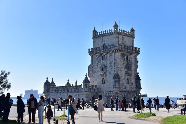 天公作美,淡季的貝倫塔依舊人潮滿滿。