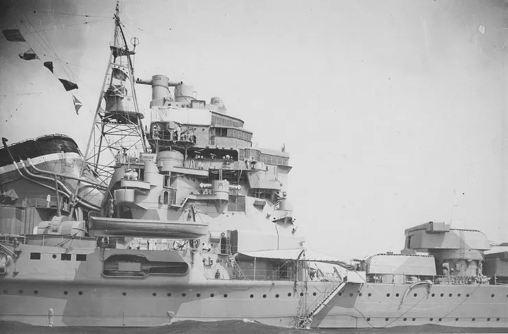 鳥海號的指揮室