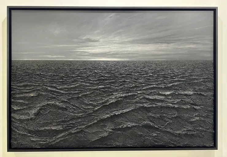 Bao Vuong非常非常非常沉非常的黑，導師說話都說完了，但是看著它會覺得海浪一波波襲來，每次襲來的東西都不太一樣。我很喜歡。