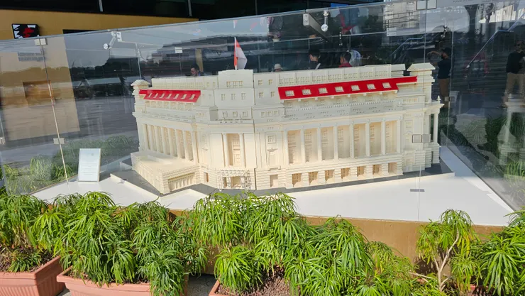 這是新加坡浮爾頓酒店的模型!