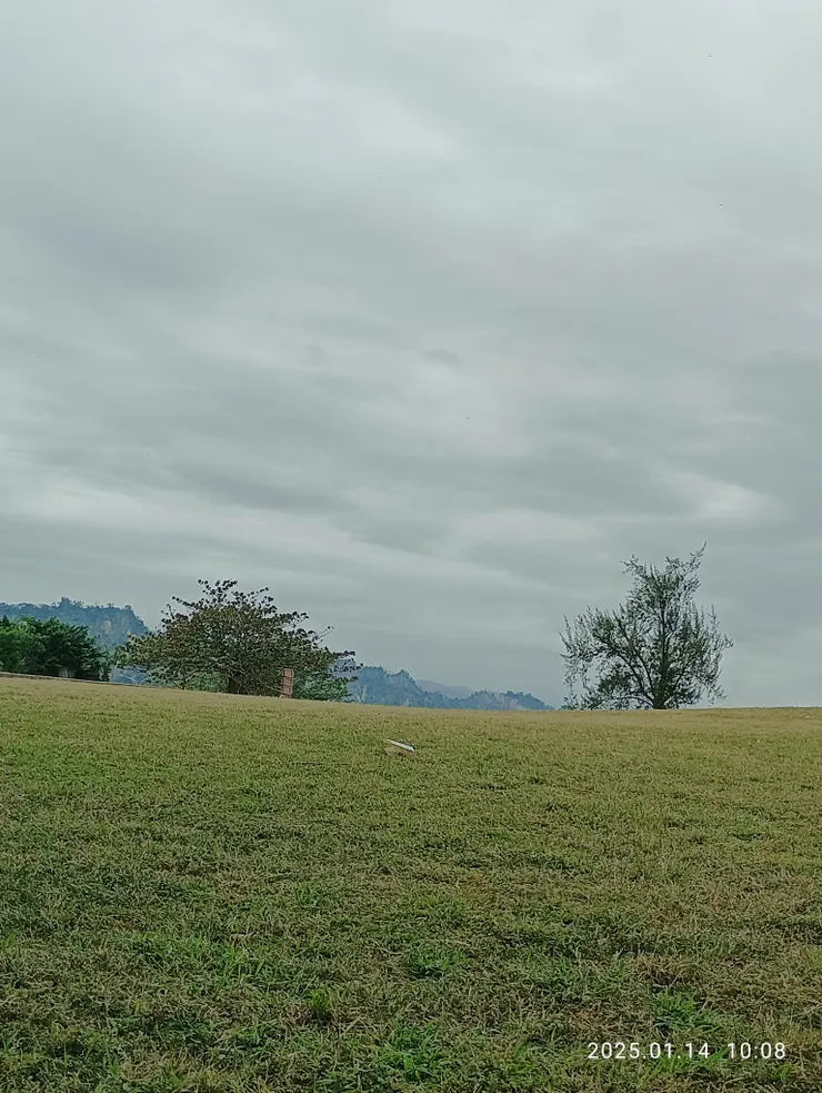 台東卑南圳攔河堰的景觀，自拍攝