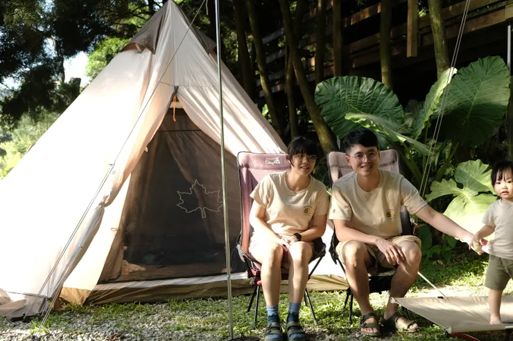 拍一拍小童就逃早了