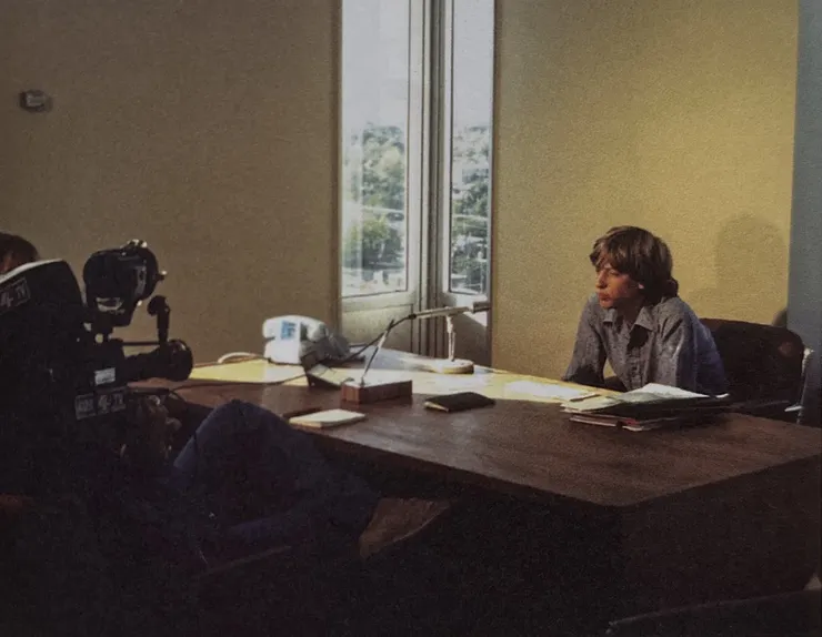 受到電視採訪的少年比爾．蓋茲（截自《原始碼》）