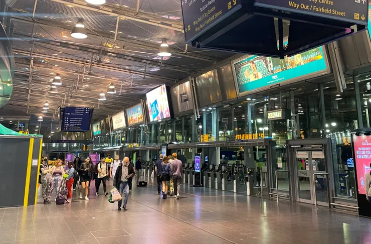皮卡迪利火車站 (Manchester Piccadilly station)是世界最早的火車站之一。
