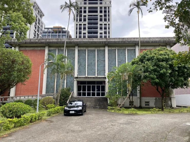 台大法學院圖書館