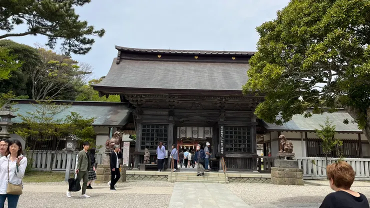 準備進入神聖場域了。