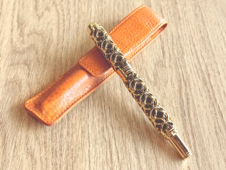 ARTEX「招財進寶書寫禮盒」鋼珠筆,筆袋是我自己配的