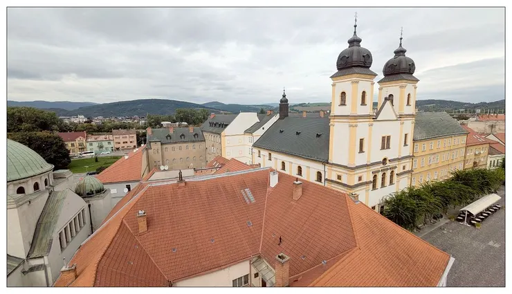 東歐風情跟西歐的大城市不同
