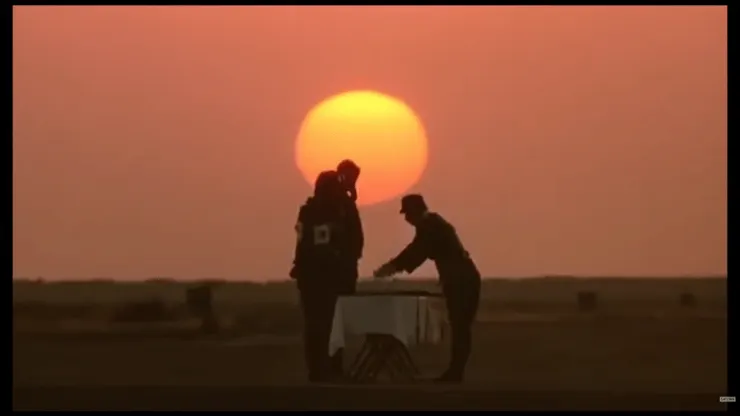 © Rotten Tomatoes Classic Trailers