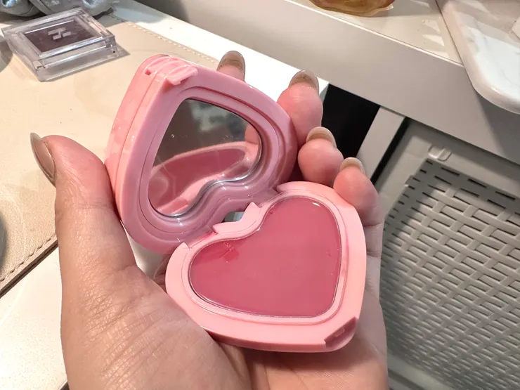 AOU 愛心潤澤奶油腮紅霜 #4