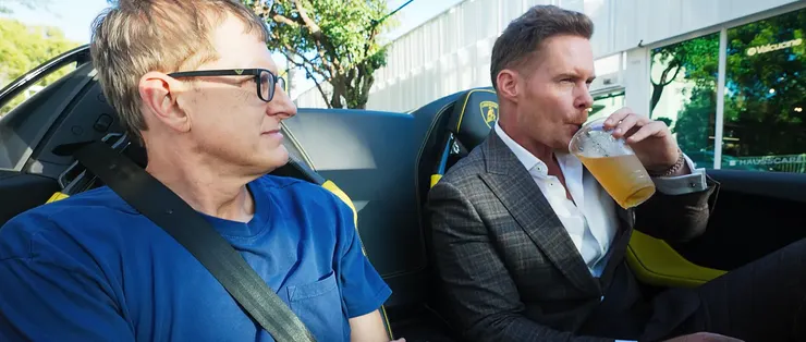 路易泰魯常常用憐憫的眼神看著這些人